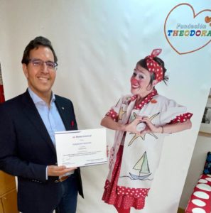 director-fundacion-theodora-reconocimiento-mutua-universal fundacion-theodora-reconocimiento-innovacion-social-en-la-salud